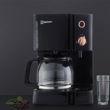 伊莱克斯 EGCM8100 多功能咖啡饮水一体机 1.25L 品质生活  